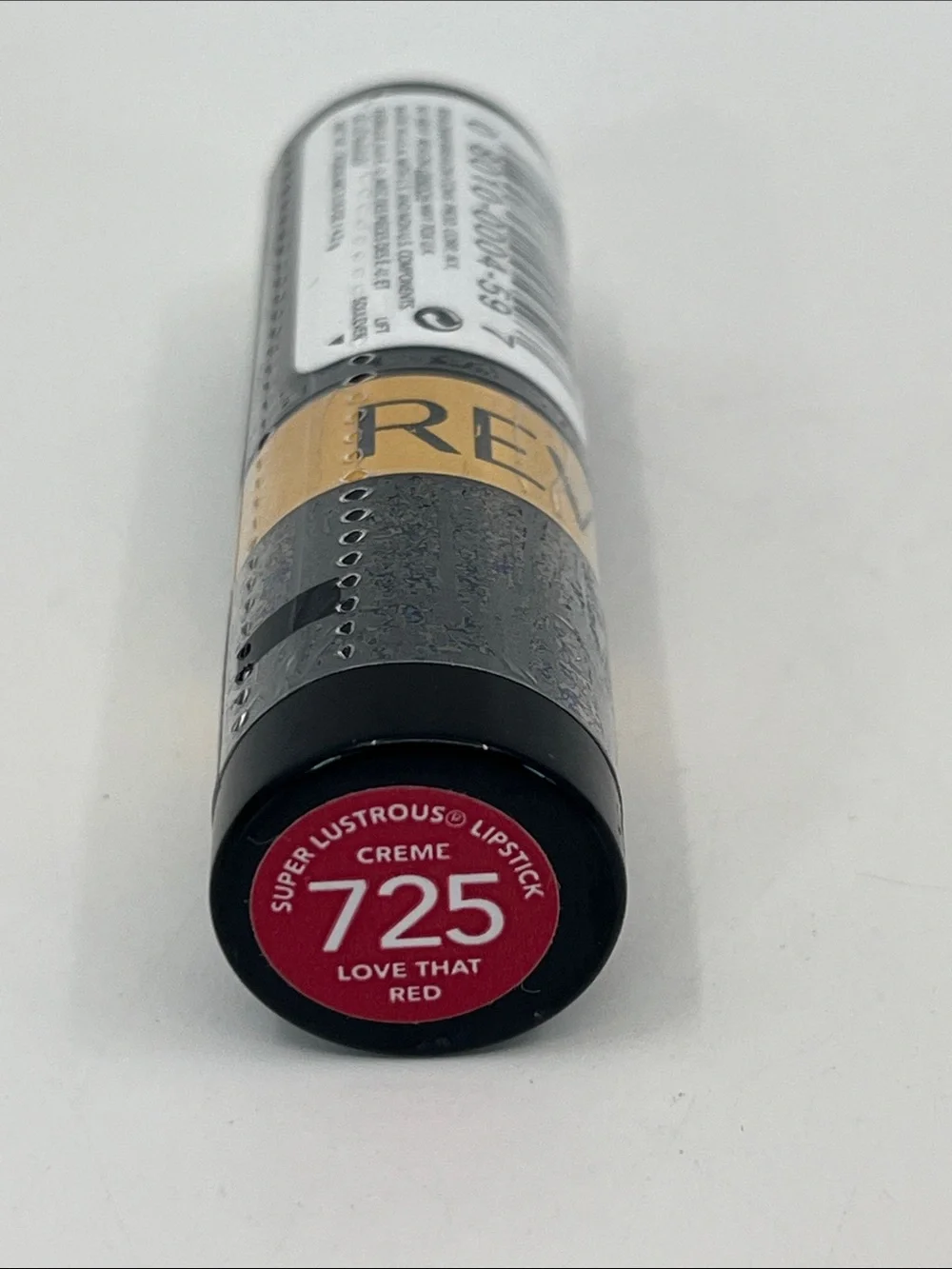 Revlon Super Lustrous Creme Lipstick - 725 Love That Red - Full Size - Sealed